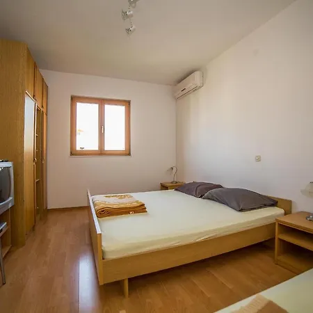 Grulovic Guest house Srima