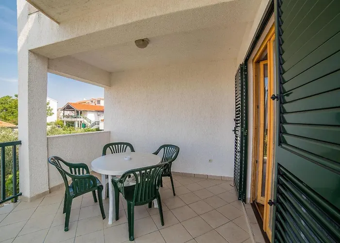 Grulovic בית הארחה